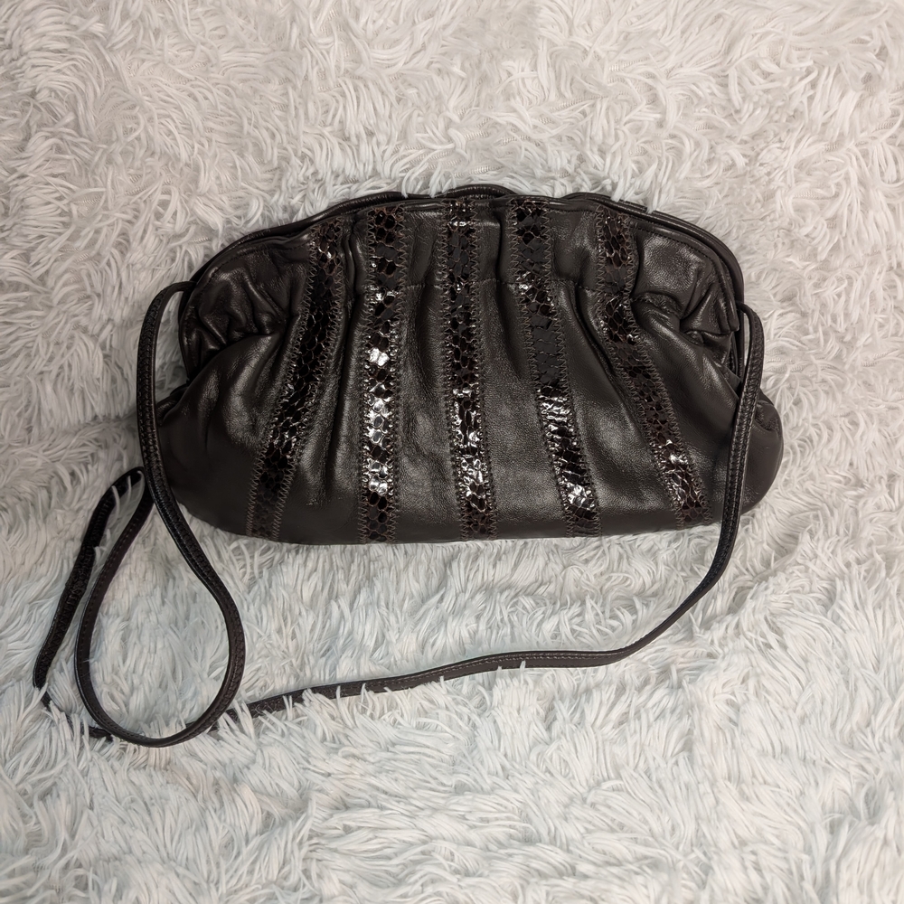 Vintage Andé Brown Clamshell Purse Handbag